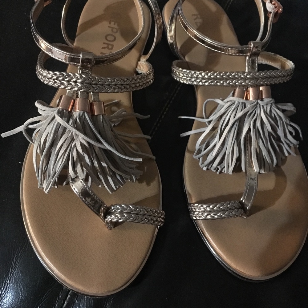 Sandals - Picture 4 of 6